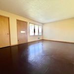 Rent 2 bedroom apartment of 81 m² in Portland