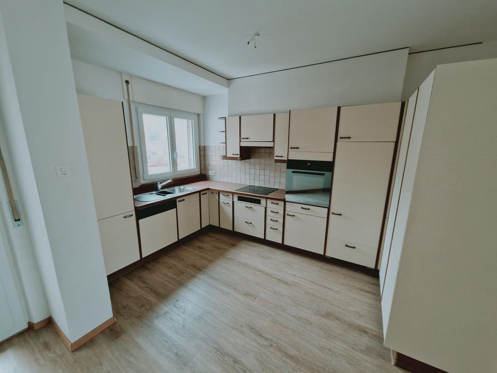 Rent 3 bedroom apartment of 85 m² in Porrentruy