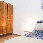 Rent a room of 145 m² in Madrid