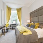 Rent 3 bedroom flat of 147 m² in London