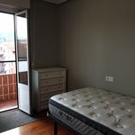 Rent 4 bedroom apartment of 77 m² in Barakaldo