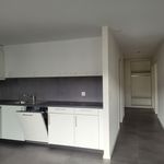 Miete 4 Schlafzimmer wohnung von 95 m² in Rossemaison