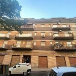 Affitto 4 camera appartamento di 135 m² in Caltanissetta