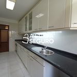 Rent 3 bedroom apartment of 125 m² in Matosinhos