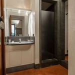 Rent 1 bedroom apartment of 100 m² in Firenze
