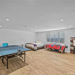 Rent 4 bedroom apartment of 258 m² in Redondo Beach