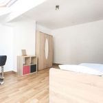 Rent a room of 70 m² in Anderlecht