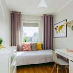 Rent a room of 100 m² in Warszawa