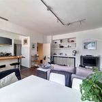 Rent 1 bedroom apartment of 65 m² in Bruxelles