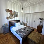 Rent 2 bedroom house of 378 m² in Johannesburg