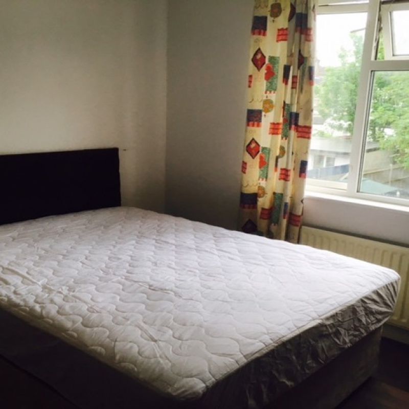 House Share for Letting - £450
 	 	pm