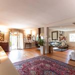 Affitto 5 camera casa di 300 m² in Vezzano Ligure