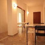 Rent 9 bedroom apartment in Milano