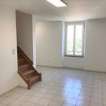 Appartement de 71 m² avec 4 chambre(s) en location à Château-Arnoux-Saint-Auban
