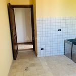 Affitto 7 camera appartamento di 180 m² in Avezzano