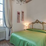 Rent 3 bedroom apartment of 140 m² in Florence