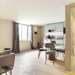 Rent 3 bedroom apartment of 49 m² in Paris
