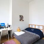 Rent a room of 100 m² in Ixelles