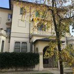 Rent 6 bedroom apartment of 220 m² in Torino