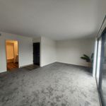Rent 1 bedroom apartment of 830 m² in Trenton