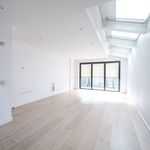 Rent 4 bedroom house of 125 m² in London
