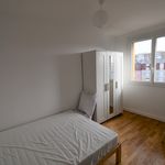 Appartement de 66 m² avec 4 chambre(s) en location à Rennes