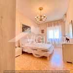 Affitto 3 camera appartamento di 145 m² in Foggia