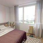Rent 5 bedroom apartment of 99 m² in Regensdorf