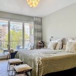 Rent 4 bedroom apartment of 235 m² in Ixelles