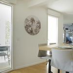 Rent 2 bedroom apartment of 95 m² in Bordeaux