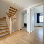 Rent 5 bedroom house of 215 m² in La Hulpe
