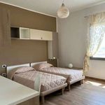 Affitto 3 camera appartamento di 100 m² in Carbonia