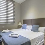 Rent 3 bedroom apartment of 65 m² in Barcelona