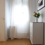 Rent 4 bedroom apartment of 90 m² in Madrid