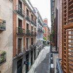 Rent 2 bedroom apartment of 147 m² in Madrid