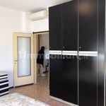 Affitto 2 camera appartamento di 75 m² in Vimercate