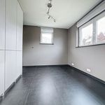 Rent 3 bedroom house of 700 m² in Waterloo