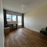 Rent 1 bedroom apartment of 93 m² in Nantes