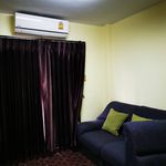 Rent 5 bedroom apartment of 250 m² in Phatthanakan