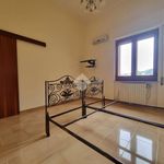 Affitto 4 camera appartamento di 90 m² in Catanzaro