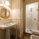 Rent 1 bedroom apartment of 150 m² in Firenze