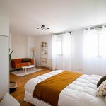 Rent a room of 88 m² in Saint-Denis