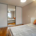 Wynajmij 2 sypialnię apartament z 39 m² w Wrocław