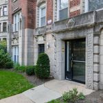 Rent 1 bedroom apartment of 700 m² in Chicago