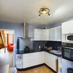 Rent 7 bedroom apartment of 125 m² in Compiègne