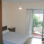 Alquilo 3 dormitorio apartamento de 70 m² en Huesca