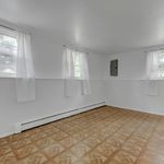 Rent 4 bedroom apartment of 209 m² in Suffern