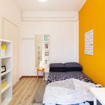 Rent a room of 136 m² in Milan