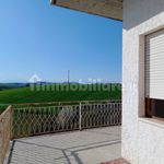 Rent 4 bedroom house of 112 m² in Asti