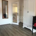 Rent 3 bedroom apartment of 75 m² in Lovran